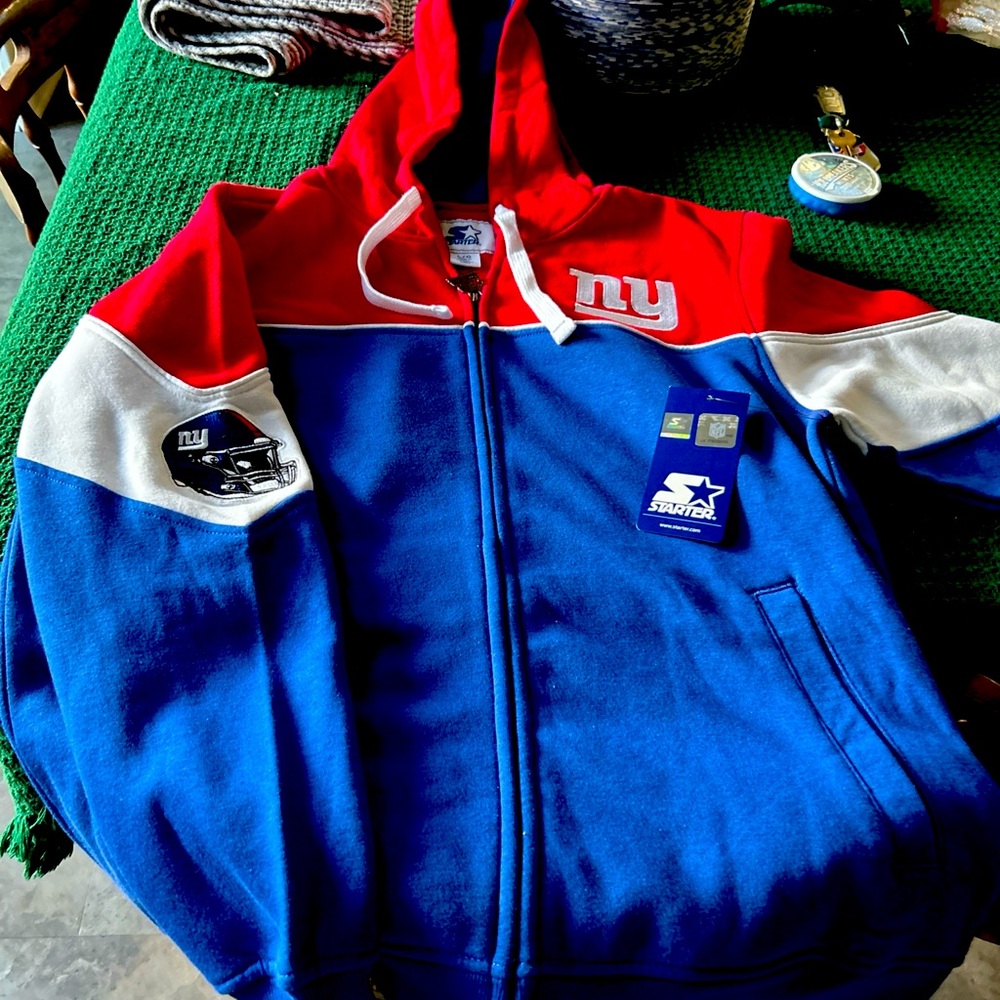 NFL STARTER GIANTS HOODIE BRAND NEW WITH TAGS Men’s large no pets/smokers
